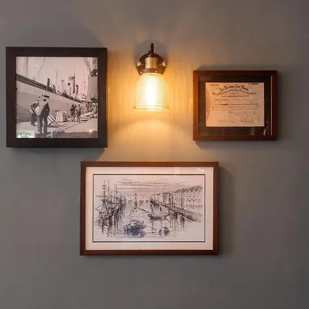 The Waterman'S Arms-2